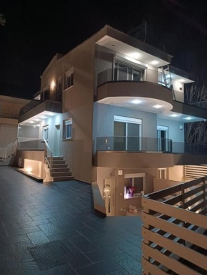 Matilda's House near Athens Airport